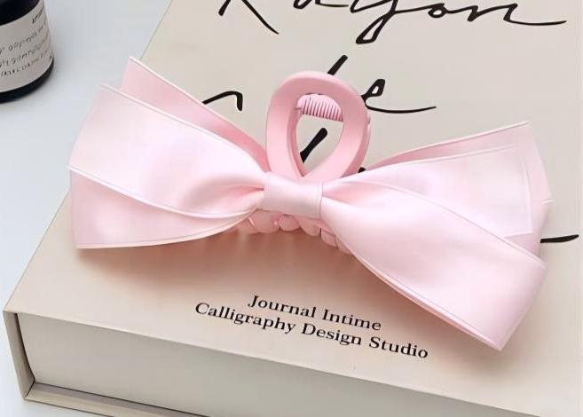 Silk smaller bow ribbon claw clip