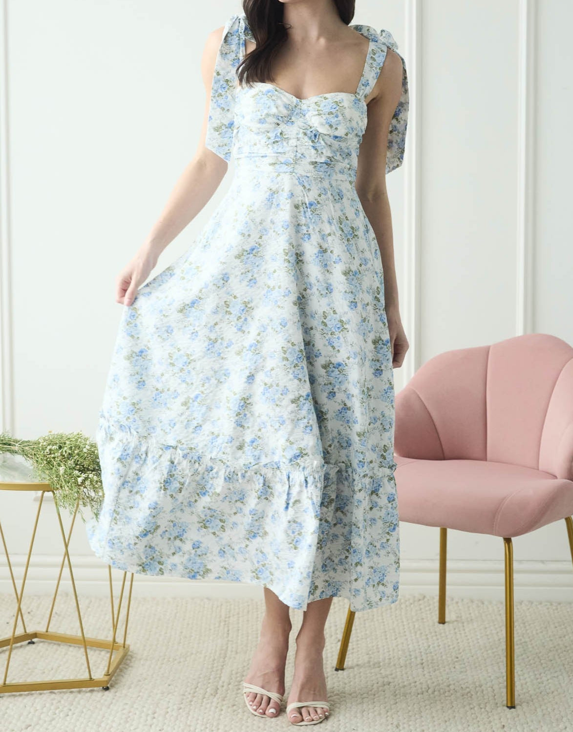 Shoulder tie floral with bottom ruffle maxi