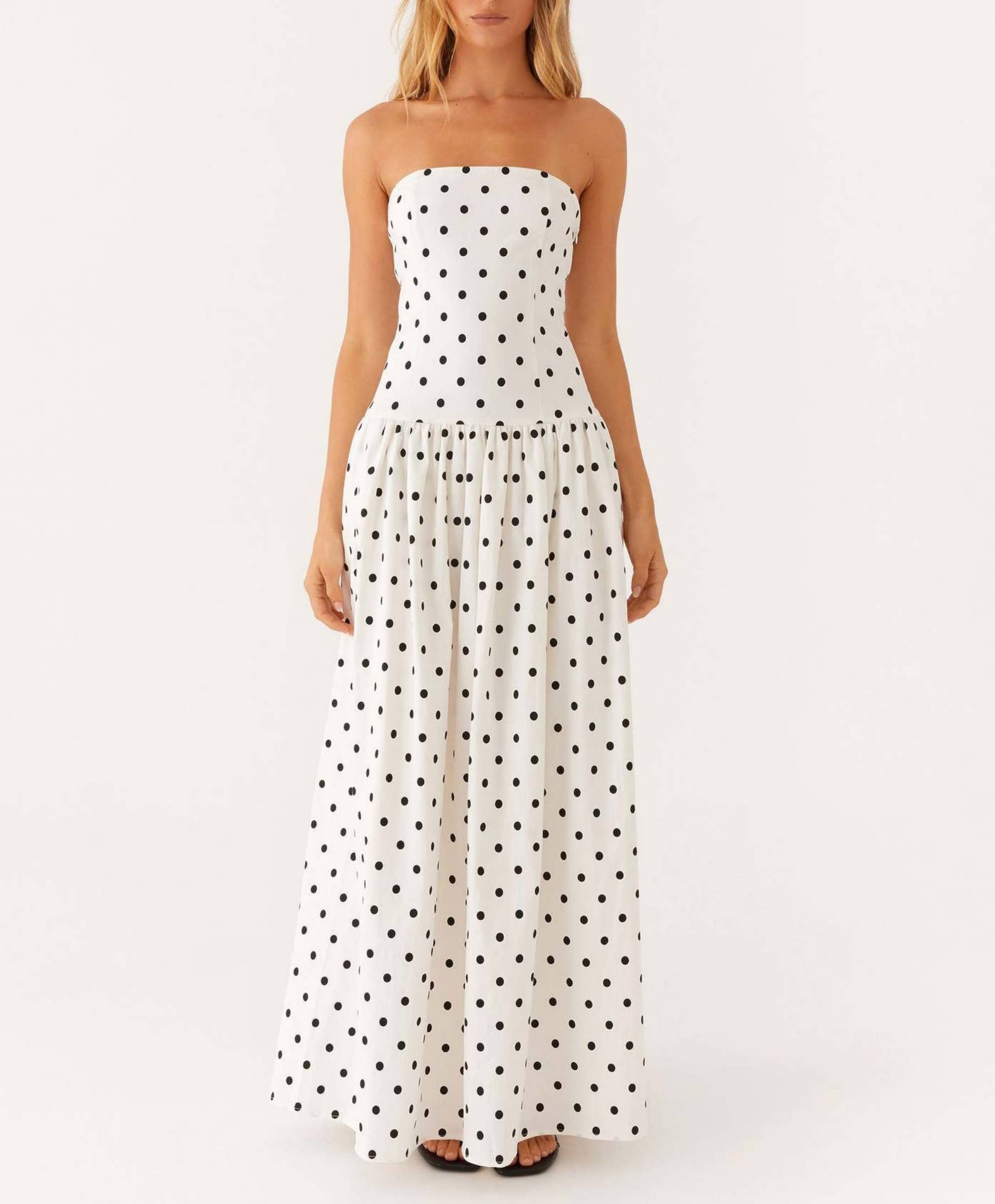 Strapless low waste polka dot maxi