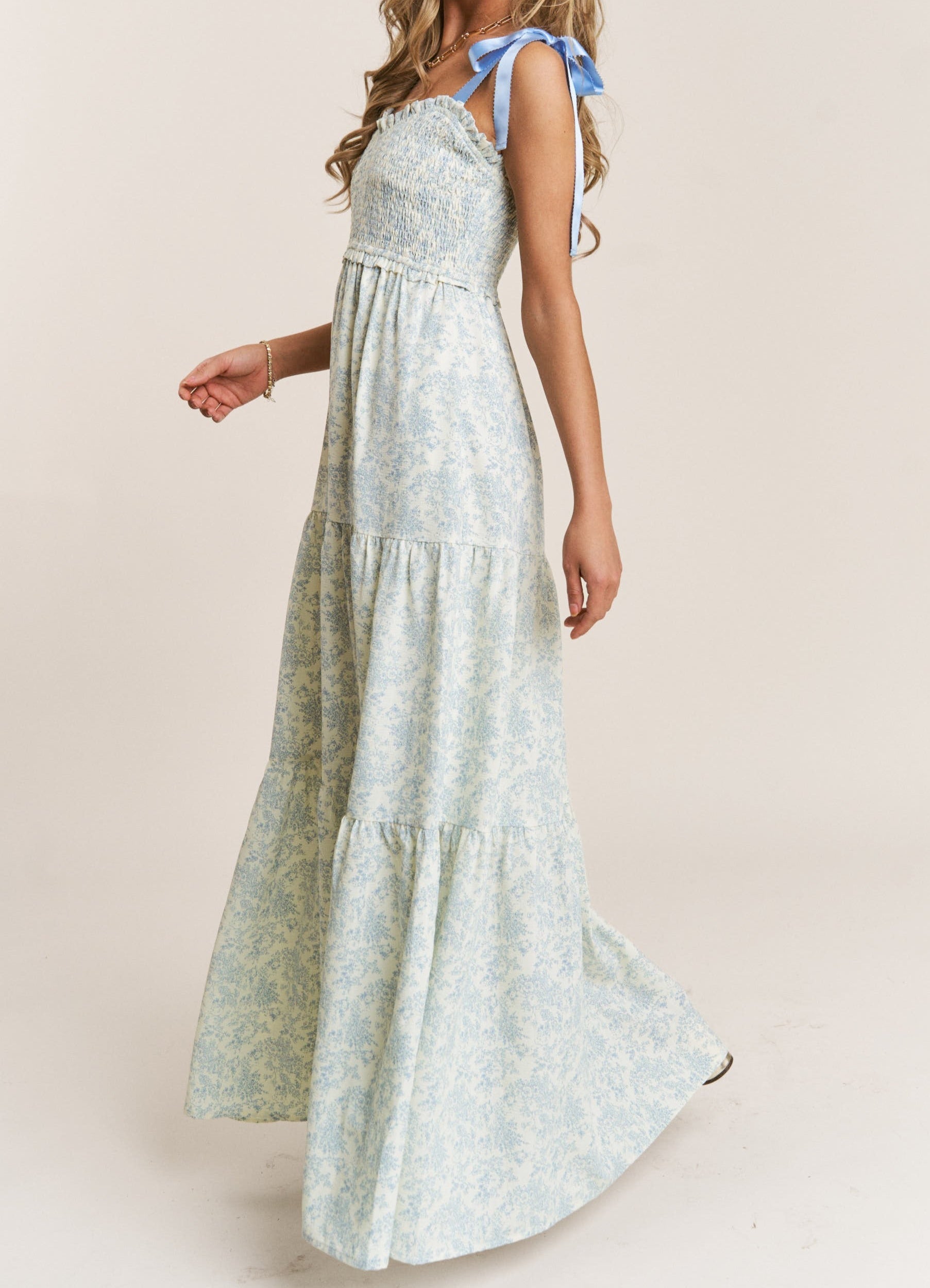 Loop edge ribbon shoulder tie floral maxi