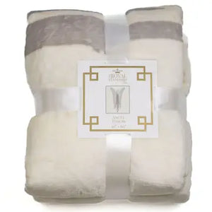 Angel throw