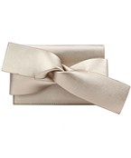 Oversized bow clutch