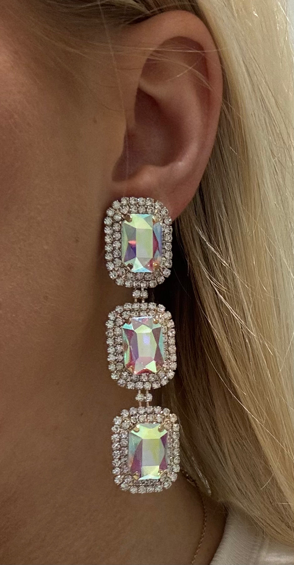 3 rectangle glam drop with lined rhinestones