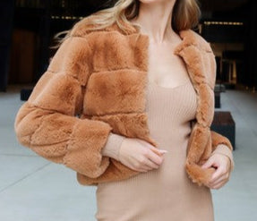 Short Fur Row Coat