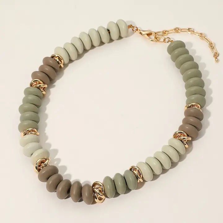 Wooden pebble beaded chunky necklace