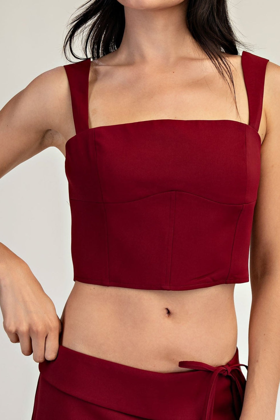 Tank crop double tie back