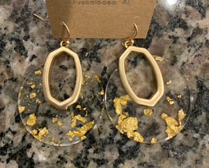 Acrylic circle with gold flakes
