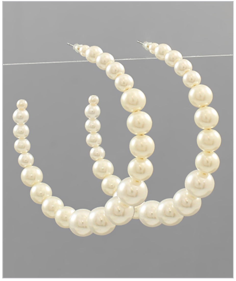 Large graded size pearl hoops