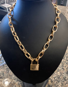 Thick heavy lock chain