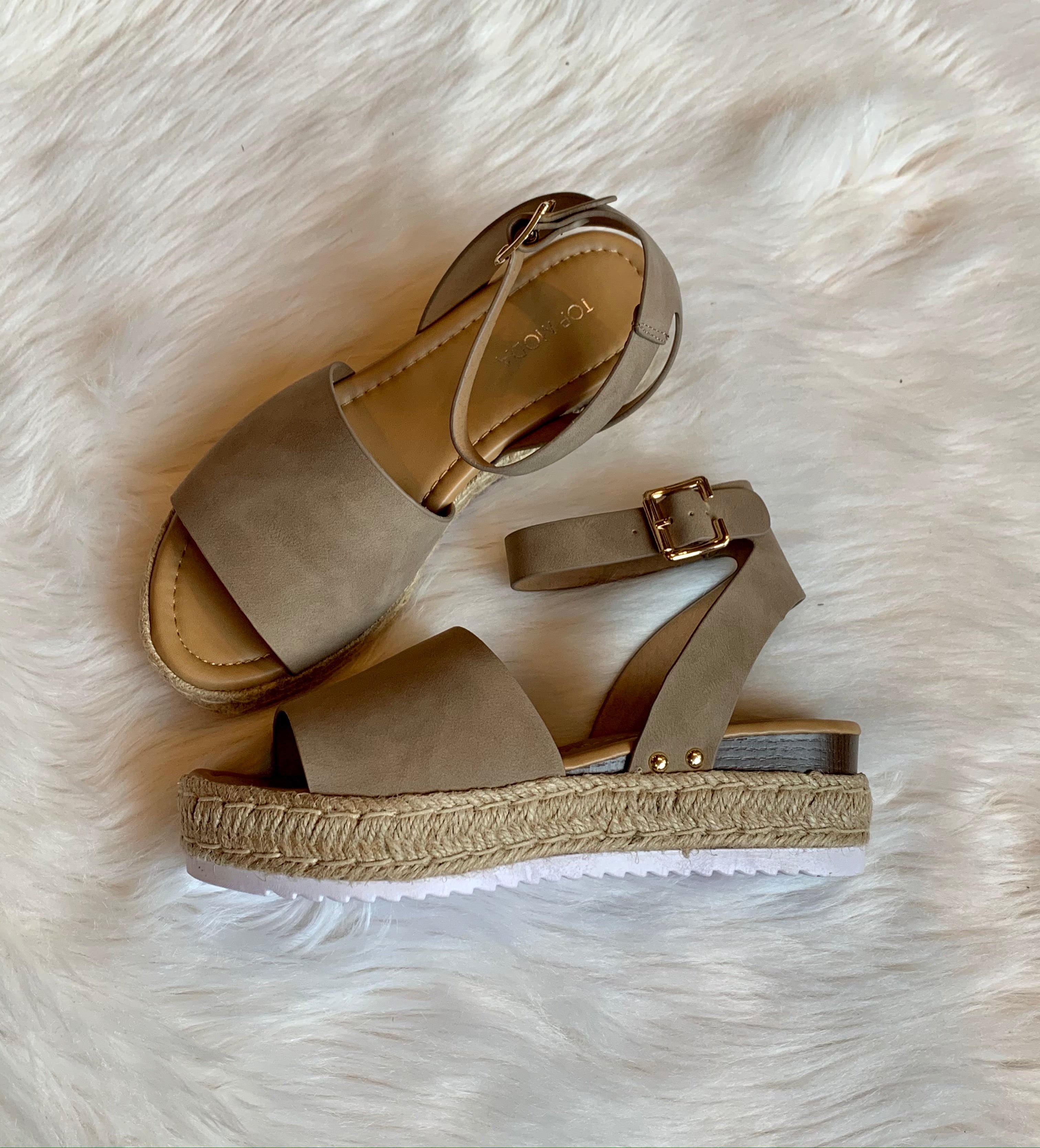 ancle strap espadrille
