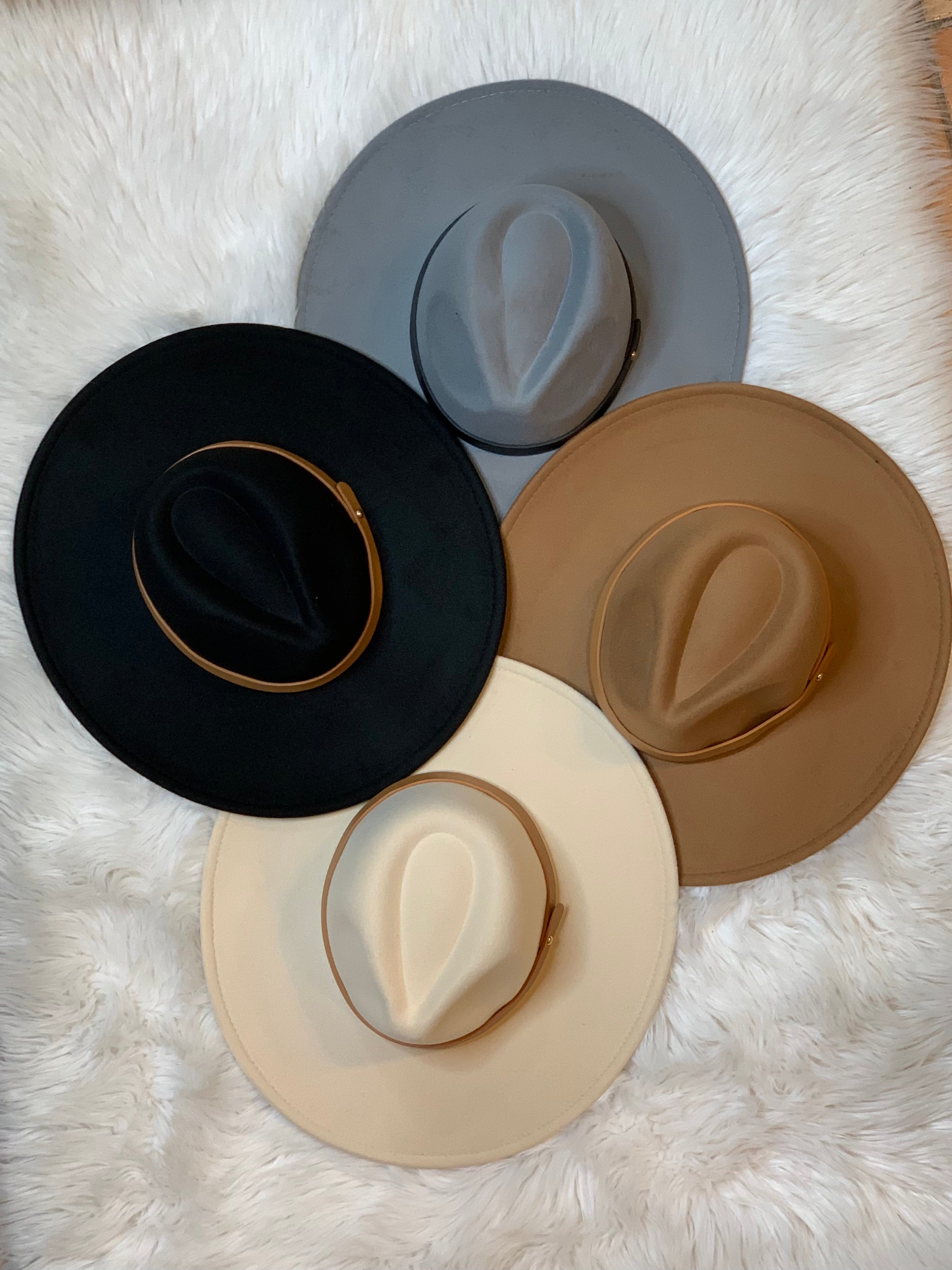 wide brimmed hat