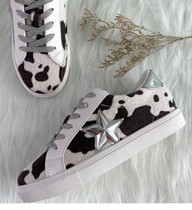 Low top animal print sneakers