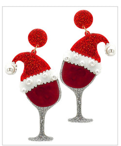 Red Santa hat silver wine glass