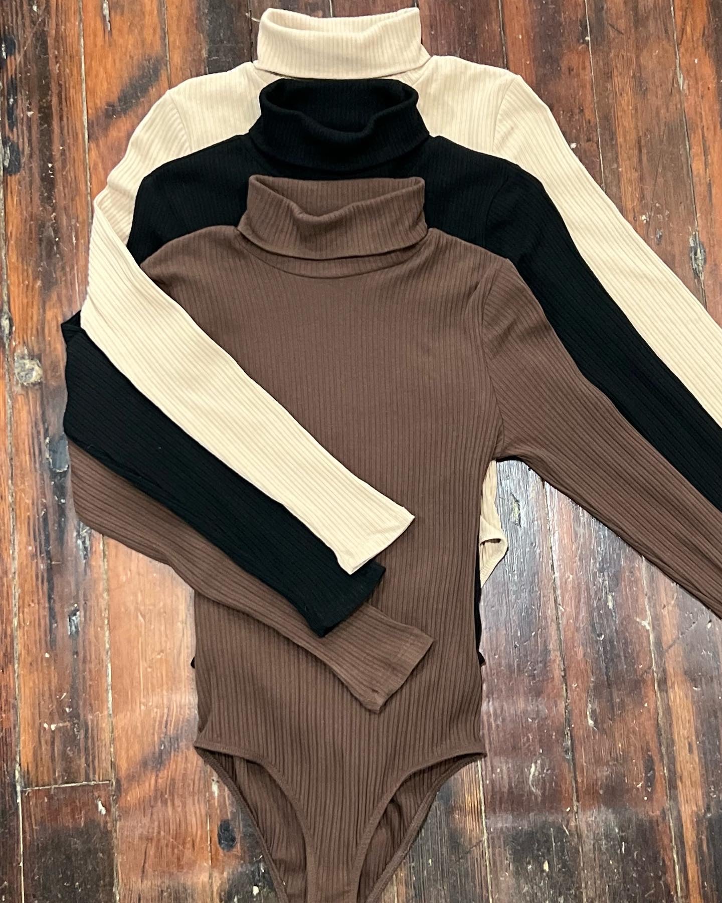 Turtle neck ribbed bodysuit