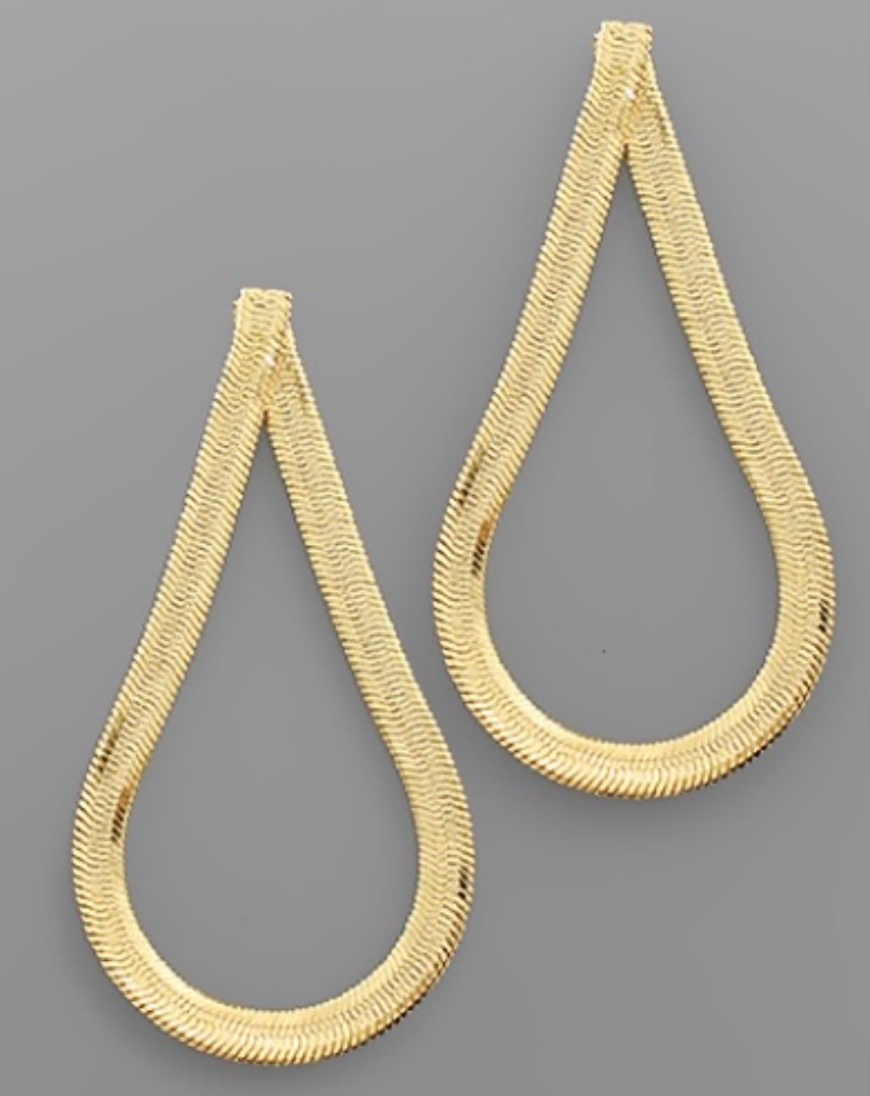 Teardrop herringbone earrings